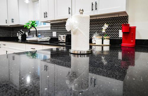 16-2 - 4BR Family Home in Worcester Near Parks - Foto 16