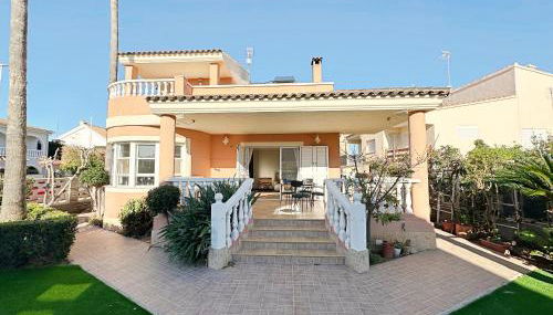 Villa en la Playa I 5BR I 5 WC I Piscina Privada - Foto 3, Garden, Garden view