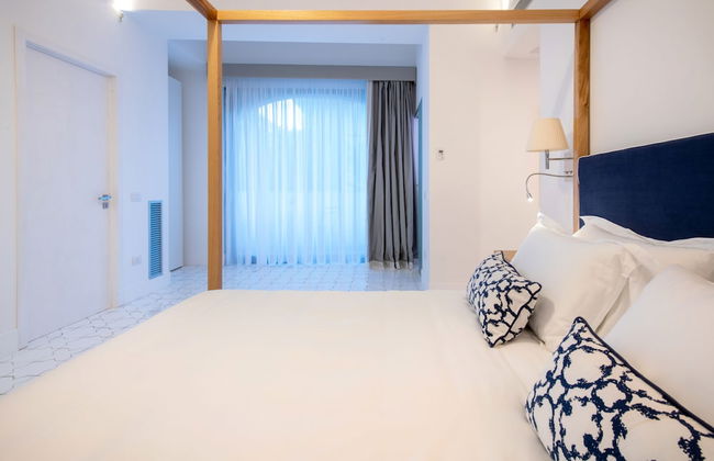 Luxury Villa with Penthouse, Pools and Sea View - Foto 9