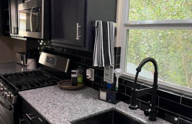 Gorgeous 10 Acre Estate POOL HOT TUB GAME ROOM - Foto 65