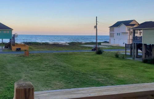 225 Feet to Shore! Ocean-View Crystal Beach Escape - Foto 1