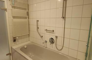 Altdorf Zentral 3, Stadtnähe NBG, 2 BR, 4 Pers - Foto 11