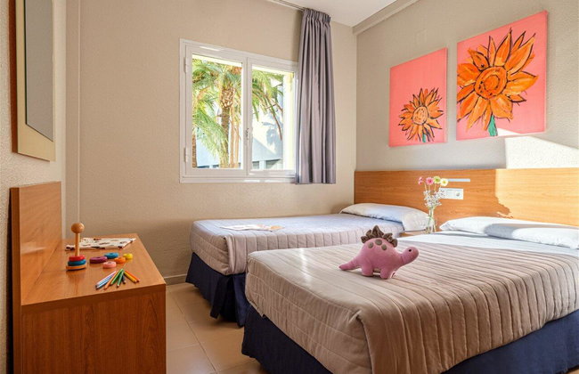 Apartamentos Estival Park - Foto 8