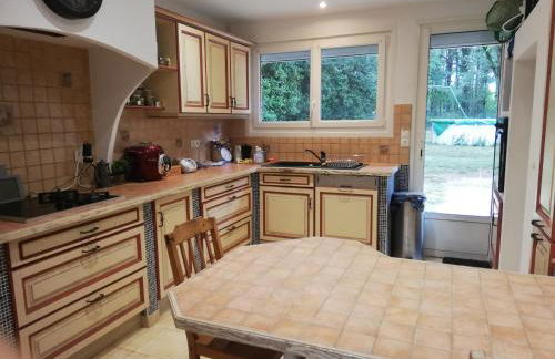 Grande maison au calme au cœur d un bois 11 personnes - Photo 18