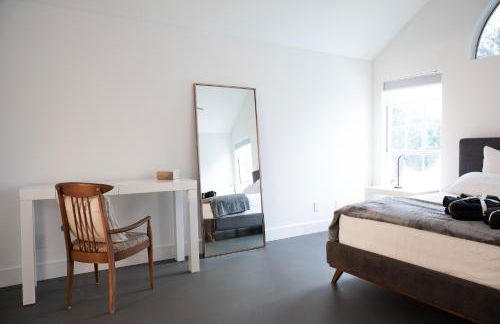 Sophisticated Minimalist Modern Home w/pool and spa - Foto 63