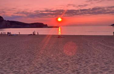 Casita con patio y piscina entre el mar y montañas - Foto 27