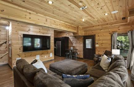 Waterfront 1-acre Private Dock, Hot Tub, Firepit Bankhead Lodge by Avantstay - Foto 44