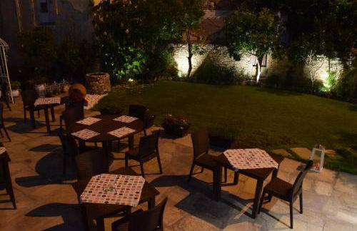 Studios Asteria - Photo 10