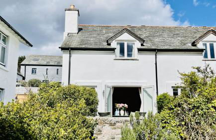 Orchard Cottage - Walking distance of the river, charming sunny patio, quiet location - Foto 23