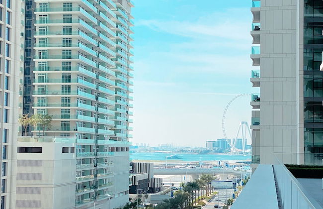 YOUR STAY Apartments Luxury Beachfront Living - Photo 1