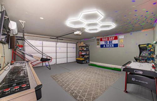 River Fun Awaits Pool, Putting Green, Arcade and More, Sleeps 8 - Foto 29