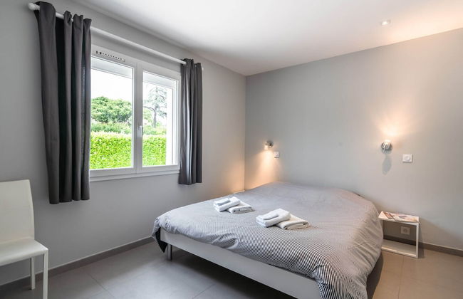 Luxurious Villa in Saint Genies de Fontedit With Heated Pool - Foto 12