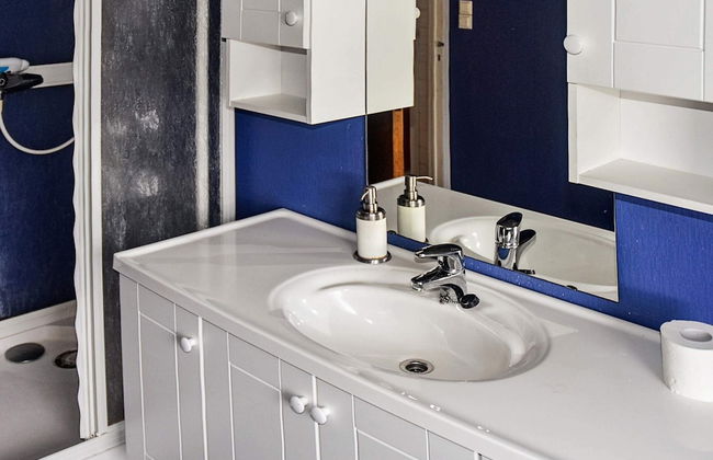 8 Person Holiday Home in Finnas - Foto 15