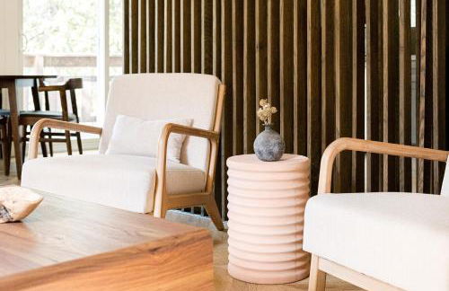 Modern Designer Cabin, Newly Renovated, EV Charger, Arcade, Kids Bunkbed, Minutes to Lake Arrowhead and Lake Gregory - Foto 15