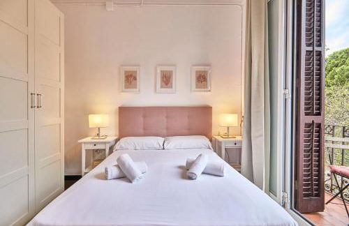 BBarcelona Sagrada Familia Garden Apartment - Photo 9