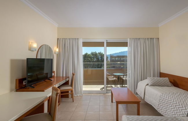 Sun Beach Resort - Photo 27