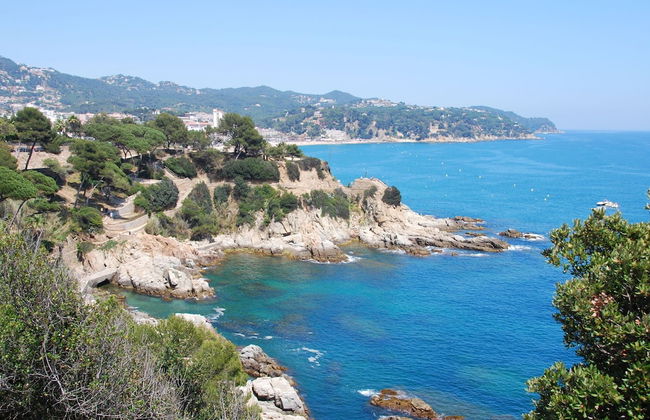 Beautiful Villa in Blanes With Private Swimming Pool - Photo 24