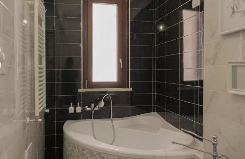 Charlemagne - Foto 7