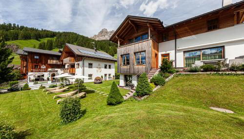 Villa Flora Mountain Lodges - Foto 3, Garden