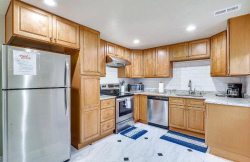 Home Theater and Patio South Jordan Basement Unit - Foto 3