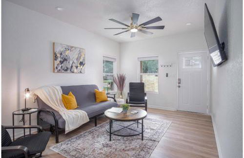 Vibrant 4BR3BA Oasis Near Happy Downtown - Foto 7