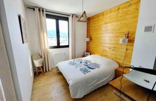 Charmant duplex, 110m2, 7 minutes des pistes, 8 couchages, belle vue sur les montagnes, cheminée - Foto 21