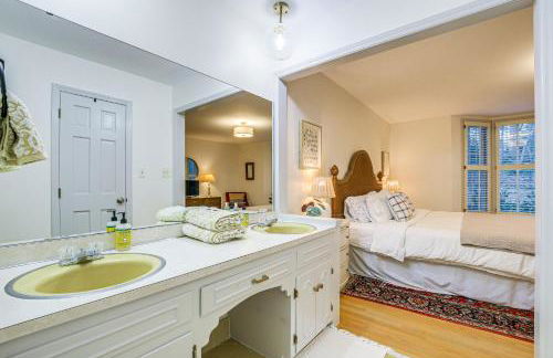 Lakefront Raleigh Home with Deck 12 Mi to Downtown! - Foto 16