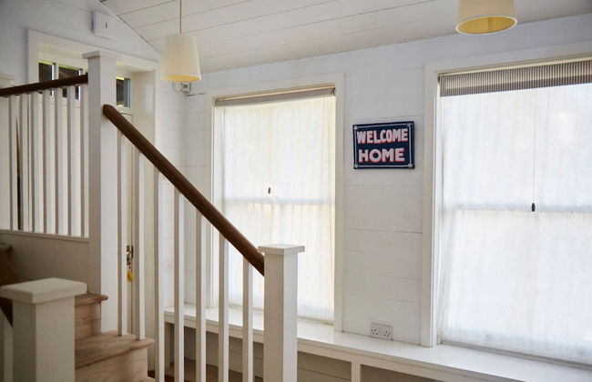 Beachfront House w Pool Steam - Photo 6