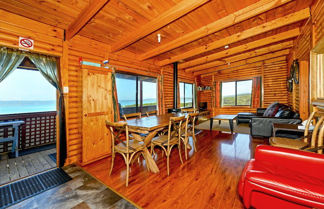 Cloudy Bay Cabin - Photo 8