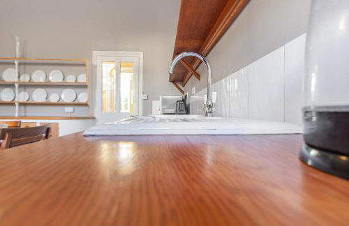 Ultra Luxury Central 2 BR Apartment By AltoLuxoExperience Short Lets & Serviced Accommodation With Free Wifi & Parking - Foto 5