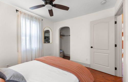 Timeless Historic Home near Downtown with HOT TUB - Foto 16