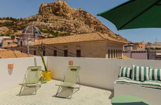 Penthouse with breathtaking views of heart of Alicante - Photo 24