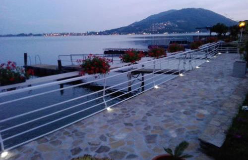 Villa Anastasye Your Lakefront Vacation Rental - Foto 52