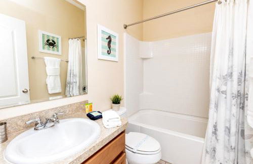 Newly Remodeled 1 story - 5 Bed 5 Bath with Pvt Pool Spa And Game Room - Foto 19