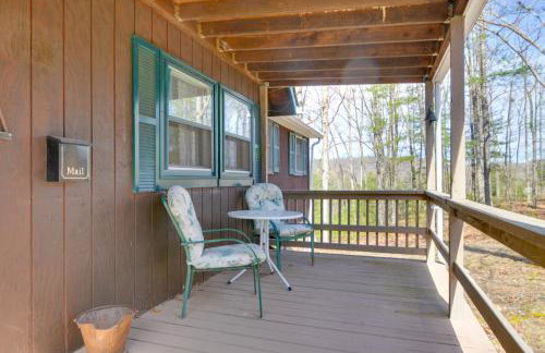 Mountain Retreat with Loft, Fire Pit, and Grill - Foto 22