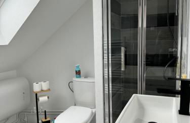 Studio 3ème étage - Centre-ville - Local vélos disponible - Foto 5