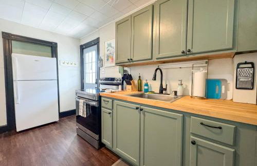 NEW - Mins to Concord & Nashua -Quiet Neighborhood - Foto 18