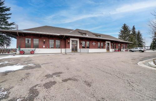 Vintage Downtown Laramie Apartment with Deck! - Foto 29