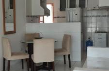 Casa com 2 quartos em condomínio com piscina - Foto 1