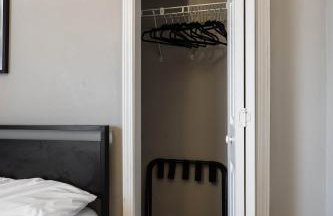 Historic CozySuites 4BR 2BA with a modern touch - Foto 19