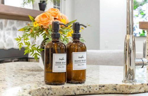 Sleeps 12 | 2 Kings w/ Ping-Pong, Gym, Arcade, BBQ - Foto 48