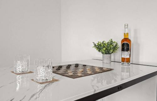 Charming 2nd-Floor Flat 3BR 2BA Free Parking - Foto 5