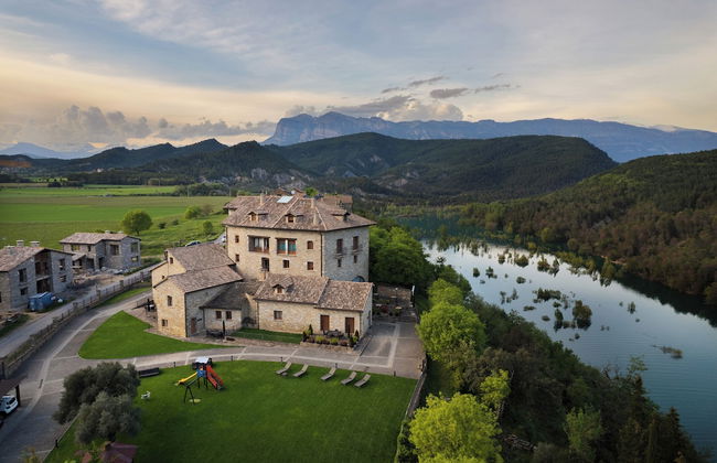 Casas Pirineo Aínsa: Historic Palace & Garden - Foto 1