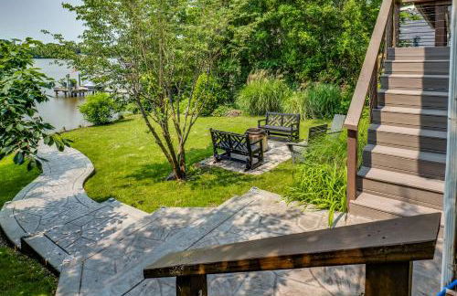 River Refresh - Waterfront with Spa on Placid Bay Luxury Vacation Rental by B Michaels Escapes - Foto 10