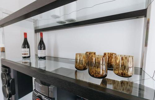 Grade II Mill Townhouse in Leeds with Free Parking which Sleeps 6 - Photo 33