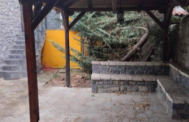 Vitina Number 5 House - Photo 15