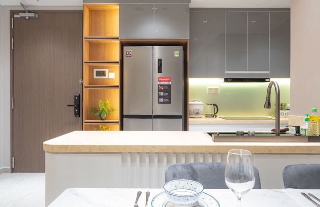 Happy Light Apartment in the Cardinal Court - Photo 21