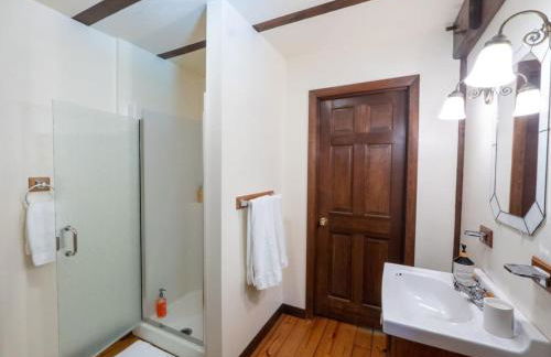 Berkshire Vacation Rentals: Pristine Home In Becket Woods - Foto 23