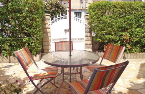 2 Bedroom Awesome Home In Morsalines - Foto 5