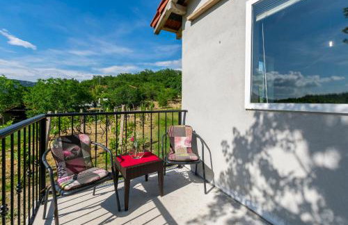 House Sunset View - Photo 17